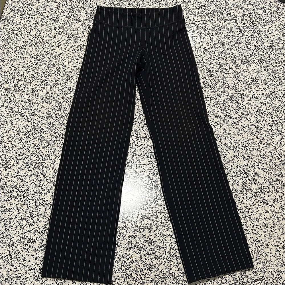 Lululemon Athletica Black Striped Women's Relaxed Fit Pants